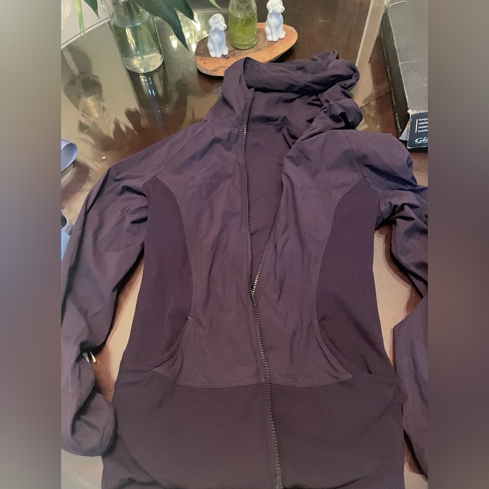 Women's navy blue Lululemon  Jacket- fitted